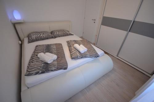 Apartments Mi?ija