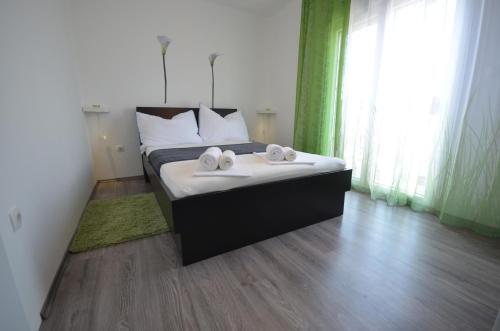 Apartments Mi?ija