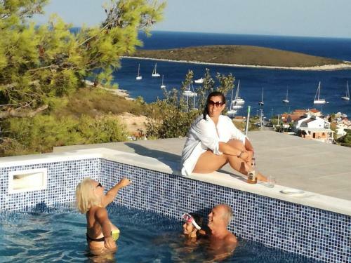 Villa Magic View