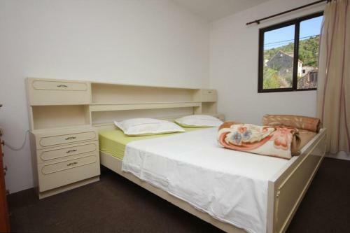 Apartments By The Sea Vis - 2412