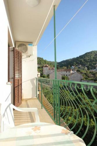 Apartments By The Sea Vis - 2412