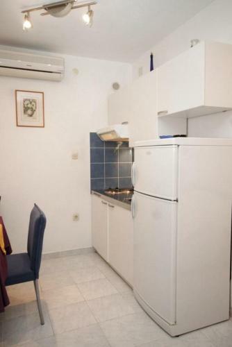 Apartments With A Parking Space Vis - 8938