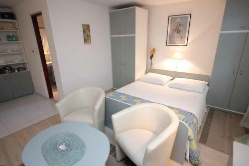 Apartments With A Parking Space Vis - 2476