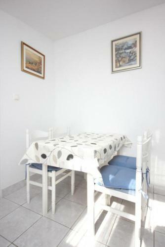 Apartments With A Parking Space Vis - 8448