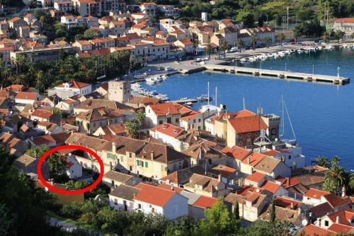 Apartment Vis 8921b