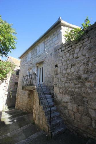 Apartments By The Sea Vis - 8932