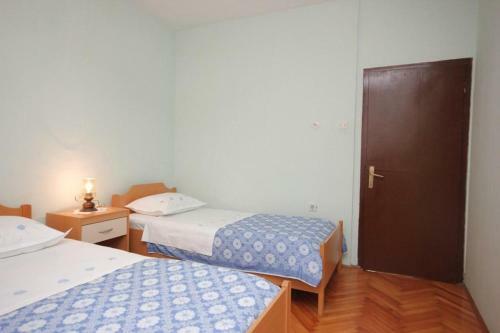 Apartment Vis 8534b