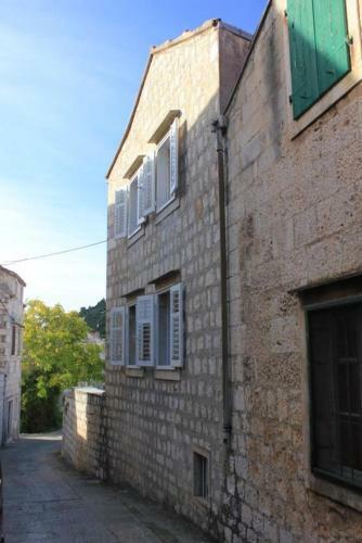 Apartment Vis 8534b