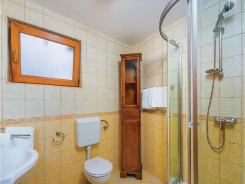 One-bedroom Apartment In Viskovo