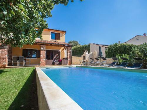 Villa Hrast Ba?va