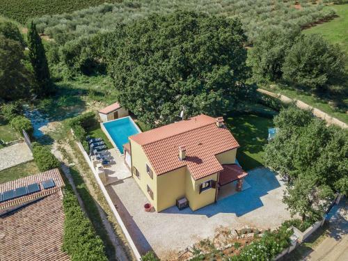 Villa Hrast Ba?va