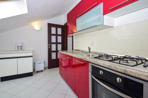 Apartments Komadina 596