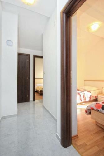 Apartments With A Parking Space Vlasici (pag) - 9324