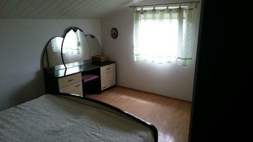 Apartment Jerolima II