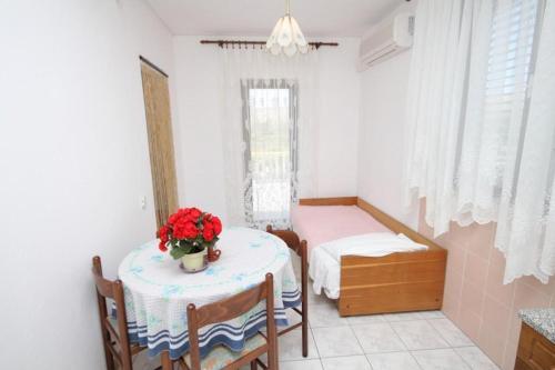 Apartments With A Parking Space Vlasici (pag) - 4148