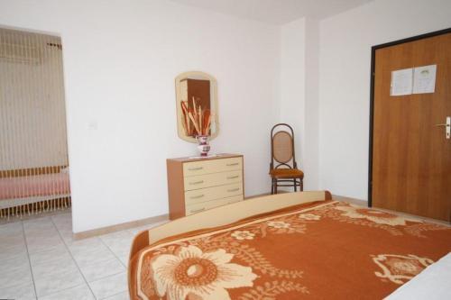 Apartments With A Parking Space Vlasici (pag) - 4148