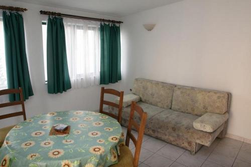 Apartments With A Parking Space Srima - Vodice (vodice) - 13874