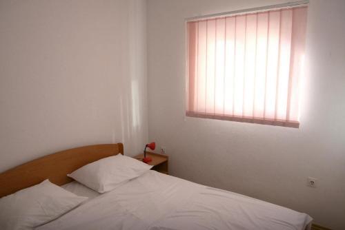 Apartments With A Parking Space Srima - Vodice (vodice) - 13874