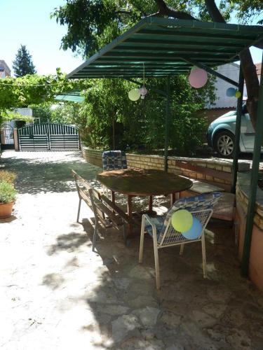 Apartments With A Parking Space Vodice - 15080