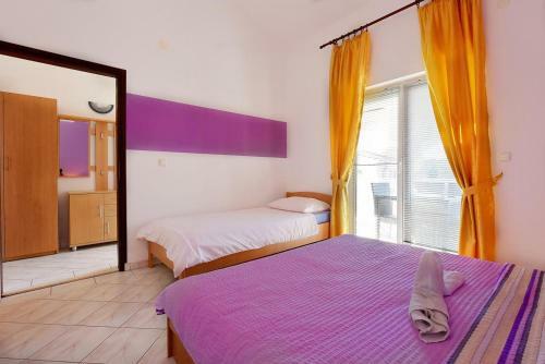 Apartments With A Parking Space Vodice - 11835