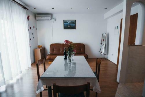 Apartments With A Parking Space Vodice - 15734
