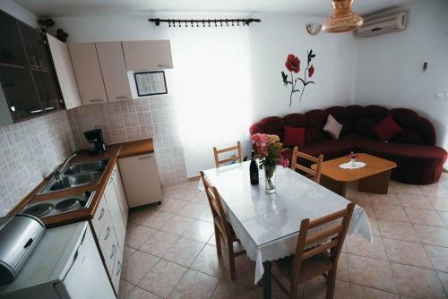Apartments With A Parking Space Vodice - 15734