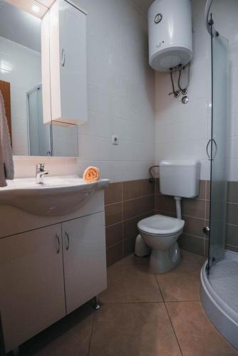 Apartments With A Parking Space Vodice - 15734