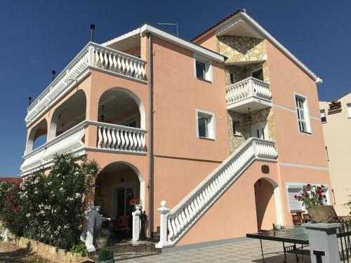 Apartamento Dolmar 2