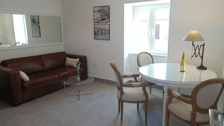 Apartamentos Downtown Luxury Suites