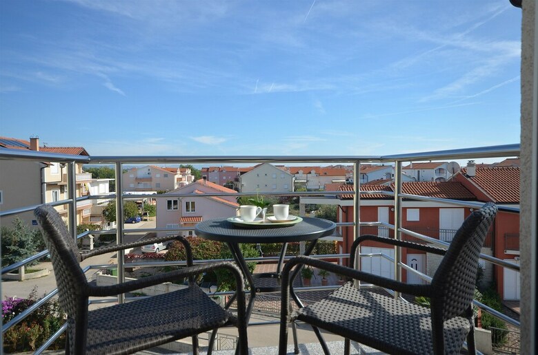 Apartments Mara