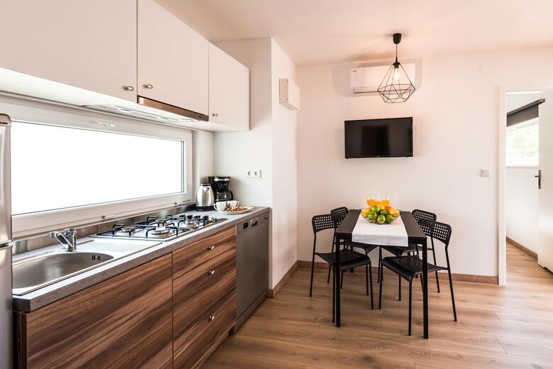Croatia Camp Miller Homes Vodice