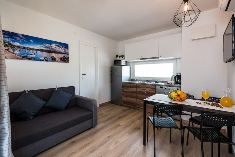 Croatia Camp Miller Homes Vodice