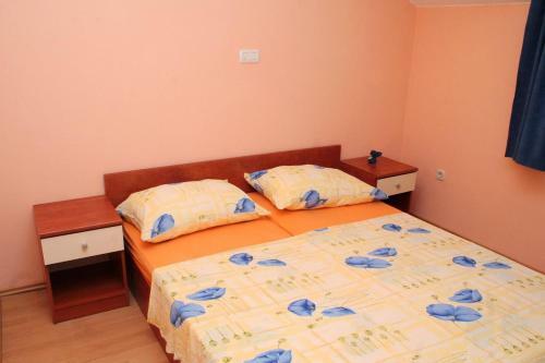 Apartments With A Parking Space Vodice - 4214