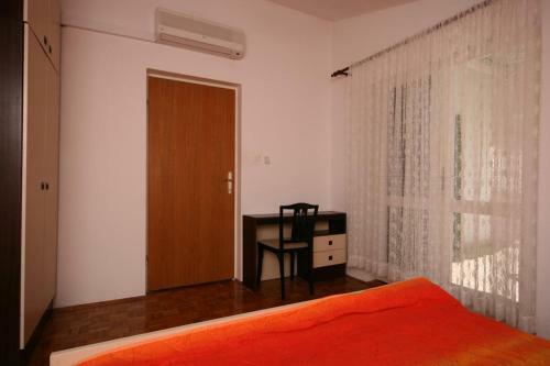 Apartments With A Parking Space Vodice - 6238