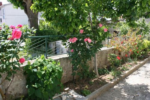 Apartments With A Parking Space Vodice - 6238