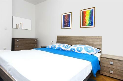 Apartments Bujola