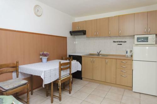 Hostal Rooms Branimir