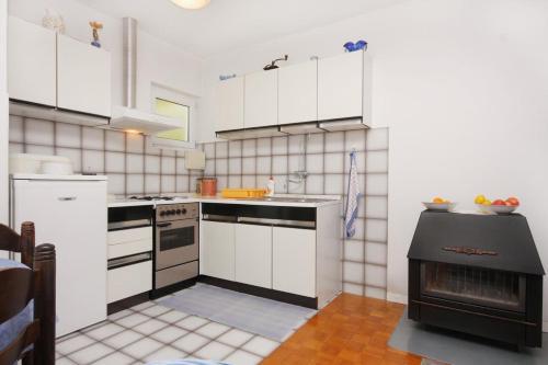 Apartments With A Parking Space Vodice - 5801
