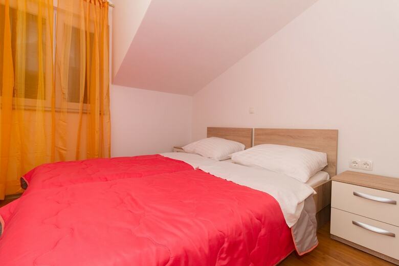 Apartments Villa-ines Center