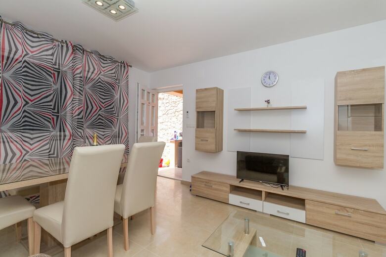 Apartments Villa-ines Center