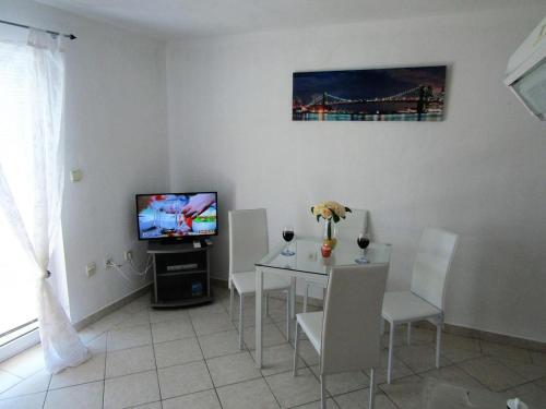 Apartments With A Parking Space Vodice - 14798