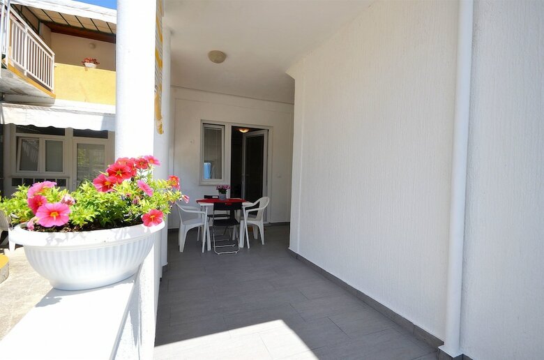 Apartment Ines
