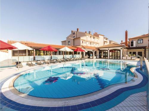 Two-bedroom Apartment In Vodnjan