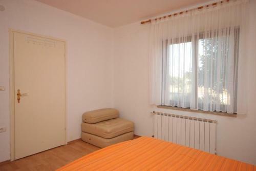 Apartments With A Parking Space Peroj (fazana) - 7254