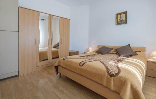 Four-bedroom Apartment In Vodnjan