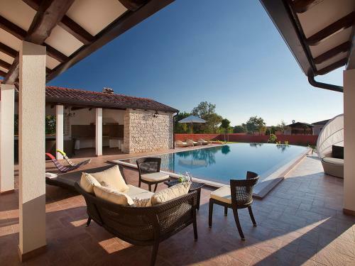 Villa Luxoria