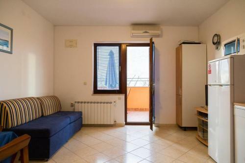 Apartment Peroj 7254b
