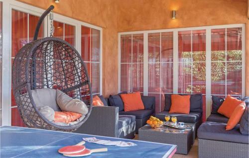Five-bedroom Holiday Home In Vodnjan