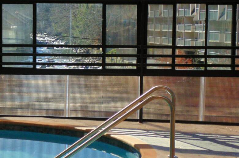 Hotel Comfort Inn On The River