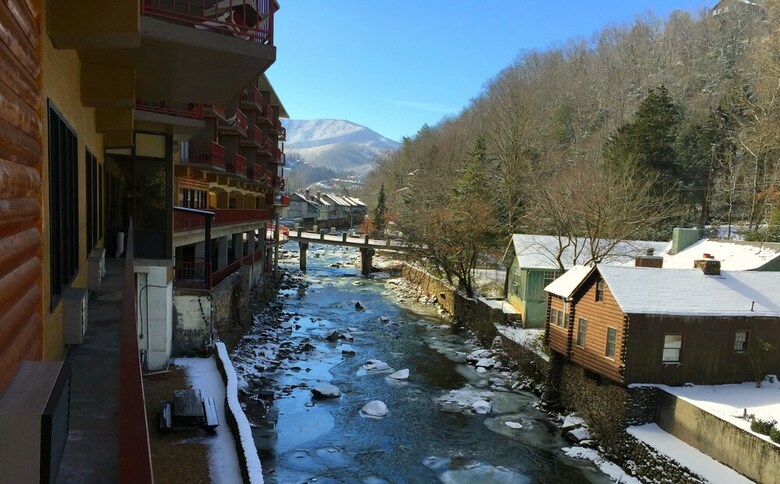 Hotel Comfort Inn On The River